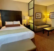 Best Western Plus Okotoks Inn & Suites hotel detail image 7
