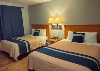 Harbour Light Motel hotel thumbnail 8