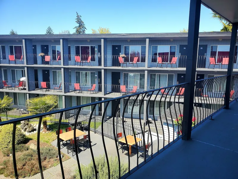 The Port-O-Call Inn & Suites hotel detail image 6