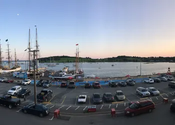 The Dockside Inn & Restaurant hotel thumbnail 2
