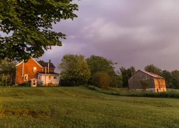 Laura's Bed & Breakfast hotel thumbnail 4