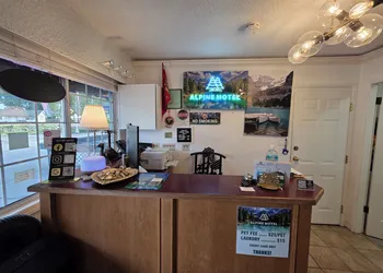 Alpine Motel hotel thumbnail 6
