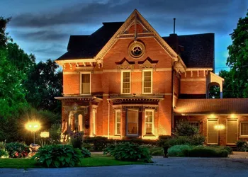The Woodview Inn hotel thumbnail 2