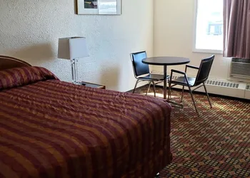 Black Gold Inn hotel thumbnail 8