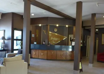 The Bridgeport Inn hotel thumbnail 6