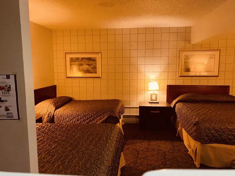 Red Carpet Inn & Suites hotel detail image 6