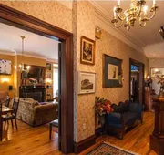 Carriage House Inn hotel detail image 7