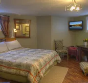 Heartwood Inn hotel detail image 5