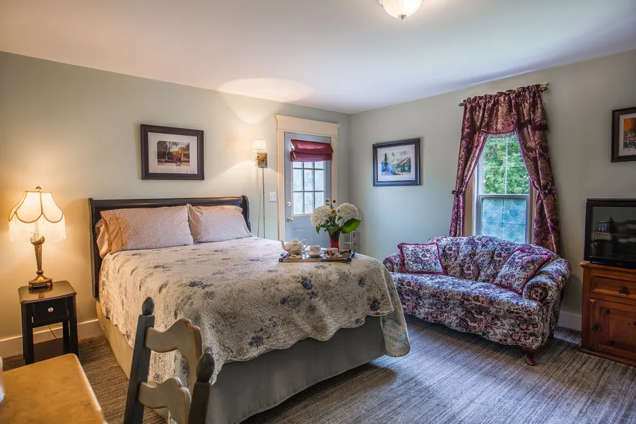 Heartwood Inn hotel detail image 6