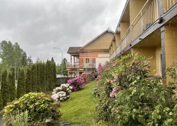 Holiday House Motel hotel thumbnail 5