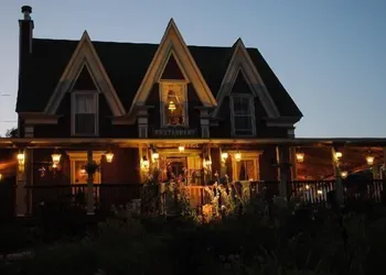 Lynwood Inn hotel thumbnail 6