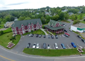 Lynwood Inn hotel thumbnail 7