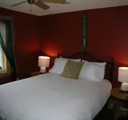 Emilyville Inn hotel detail image 4