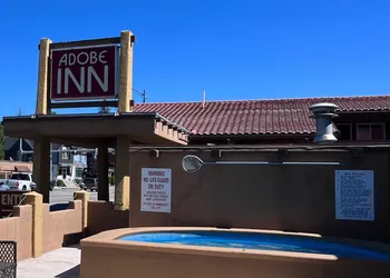 Adobe Inn hotel thumbnail 4