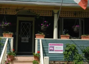 Phoenix House B&B hotel thumbnail 2