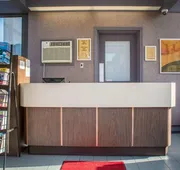 Econo Lodge By The Falls hotel detail image 5