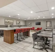 Executive Residency By Best Western Waterloo & Cedar Falls hotel detail image 5