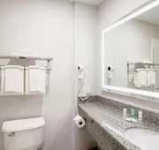 Quality Inn and Suites Winnipeg hotel detail image 5