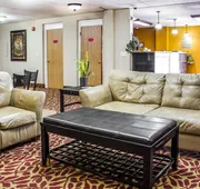 Econo Lodge Inn & Suites Walnut hotel detail image 5