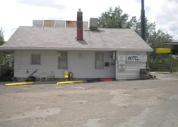 Riverside Motel hotel thumbnail 3