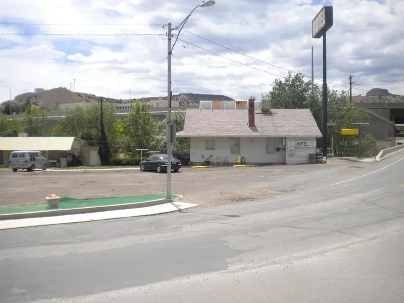 Riverside Motel hotel detail image 6