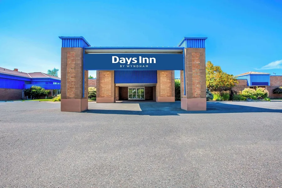 Days Inn by Wyndham Sudbury & Conference Centre hotel detail image 2