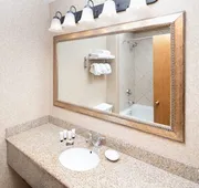 Red Lion Hotel Kennewick Columbia Center hotel detail image 7