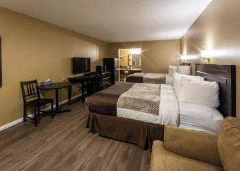 Chinook Country Inn hotel thumbnail 5