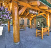 Overlander Mountain Lodge hotel detail image 5
