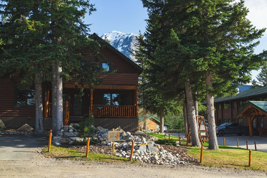 Overlander Mountain Lodge hotel detail image 6