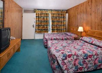 Red Carpet Inn Battleboro hotel thumbnail 5