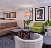 Holiday Inn Express Hotel & Suites Elgin by IHG hotel detail image 7