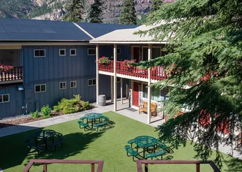 Box Canyon Lodge And Hot Springs hotel thumbnail 3