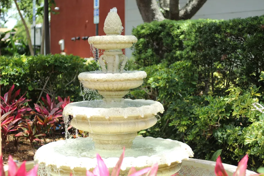 La Quinta Inn & Suites by Wyndham West Palm Beach Airport hotel detail image 6