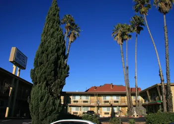 Civic Center Lodge hotel thumbnail 8