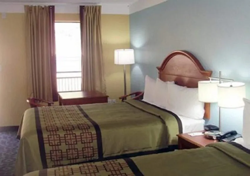Econo Lodge hotel detail image 6