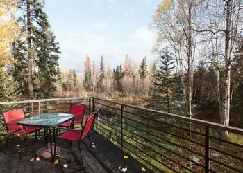 Maria's Creekside B&B hotel thumbnail 2