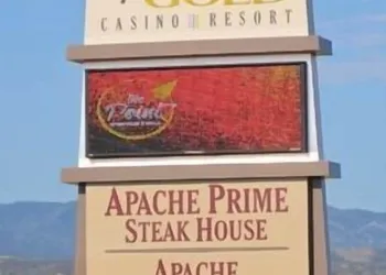 Apache Gold Resort Hotel hotel thumbnail 5