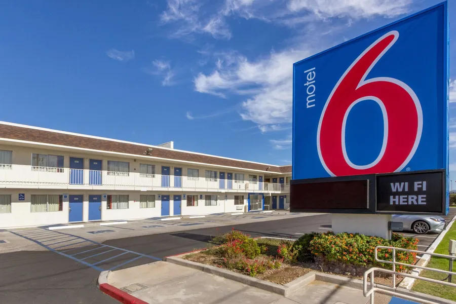 Motel 6 Phoenix North - Bell Road hotel detail image 2