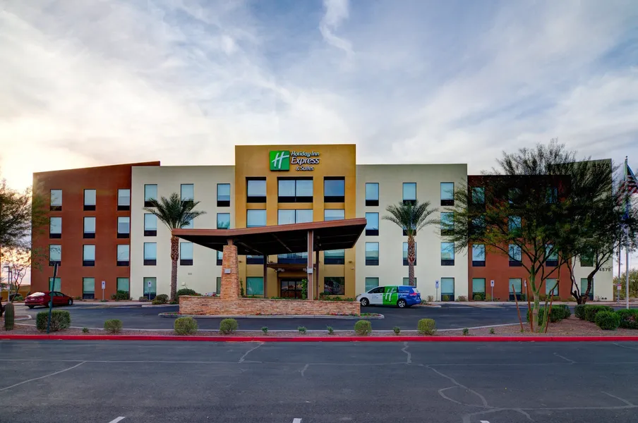 Holiday Inn Express Hotel & Suites Phoenix North Scottsdale by IHG hotel detail image 2