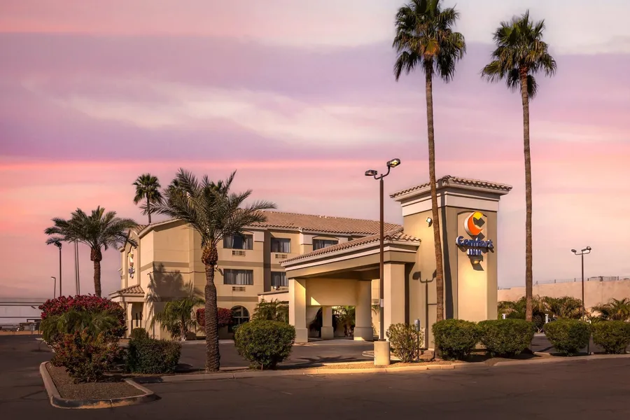 Comfort Inn Phoenix Central City hotel detail image 2