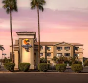 Comfort Inn Phoenix Central City hotel detail image 3