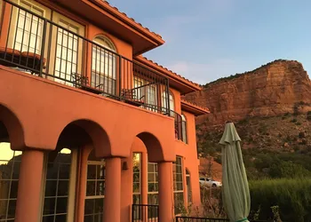 The Penrose Bed and Breakfast hotel thumbnail 2