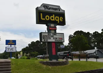 Thurman's Lodge hotel thumbnail 3