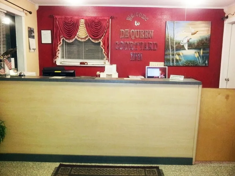 DeQueen Courtyard Inn hotel detail image 2