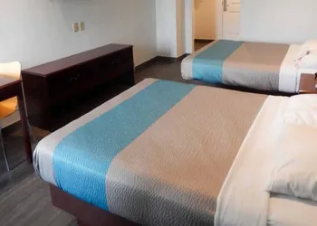 Motel 6 Azusa CA hotel thumbnail 6