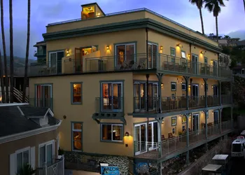 The Avalon Hotel on Catalina Island hotel thumbnail 3