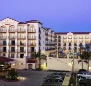 Courtyard by Marriott Anaheim Theme Park Entrance hotel detail image 5