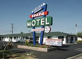 Budget Inn Boron hotel thumbnail 6
