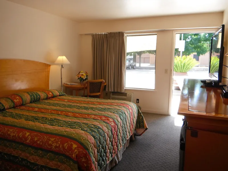 Colusa Riverside Inn hotel detail image 6